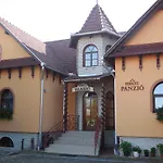 Hegyi Panzio بيت ضيافة