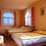 Hegyi Panzio 3*