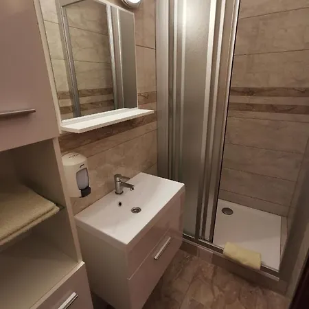 Hegyi Panzio 3*